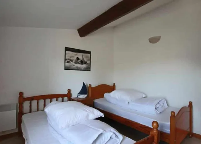 Le Domaine Des 3 Iles 펜션 Romegoux